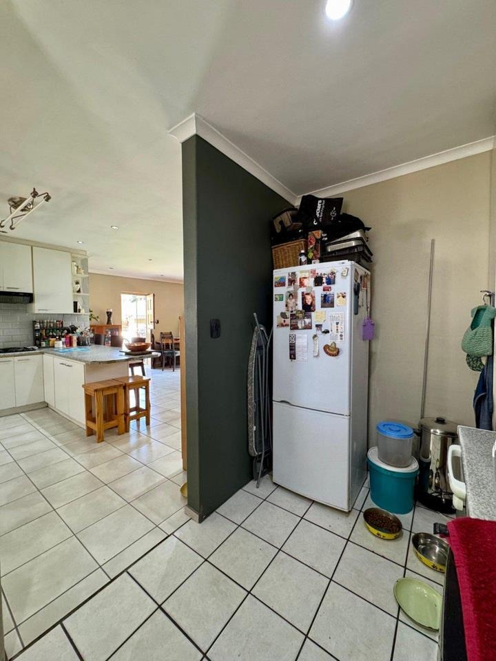 4 Bedroom Property for Sale in Rouxville Western Cape